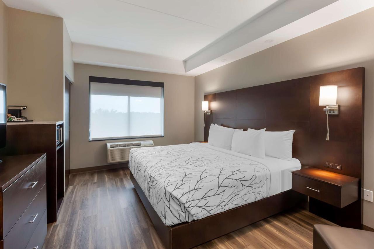 Best Western Premier Northwood Hotel Timmins Exterior photo